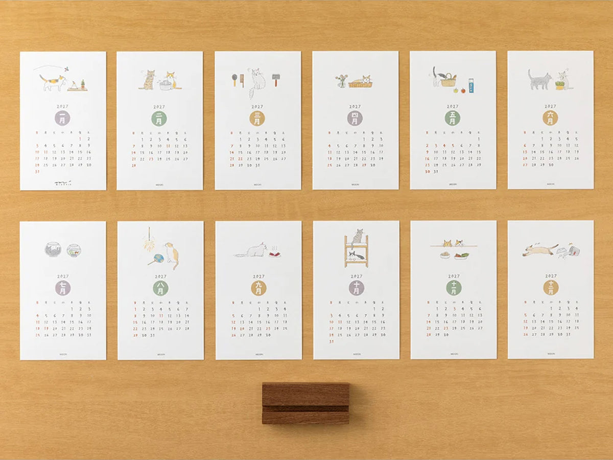 Midori Stand Calendar 2027 - Cat