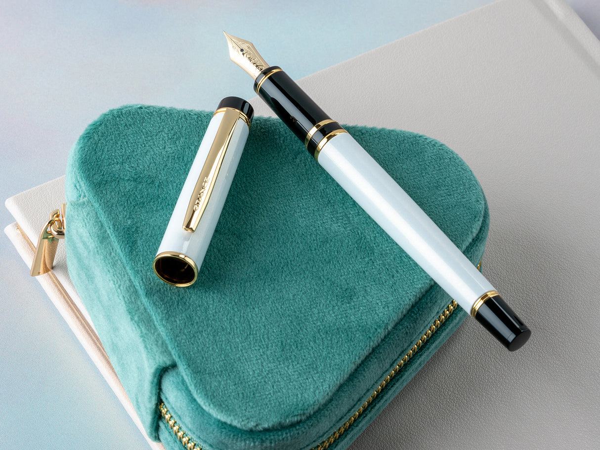 Pilot Grance Fountain Pen - Pearl White