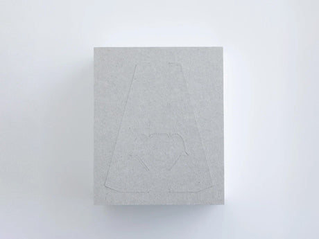 Hobonichi Weeksdays: Weeksdays Daily Desktop Calendar 2027