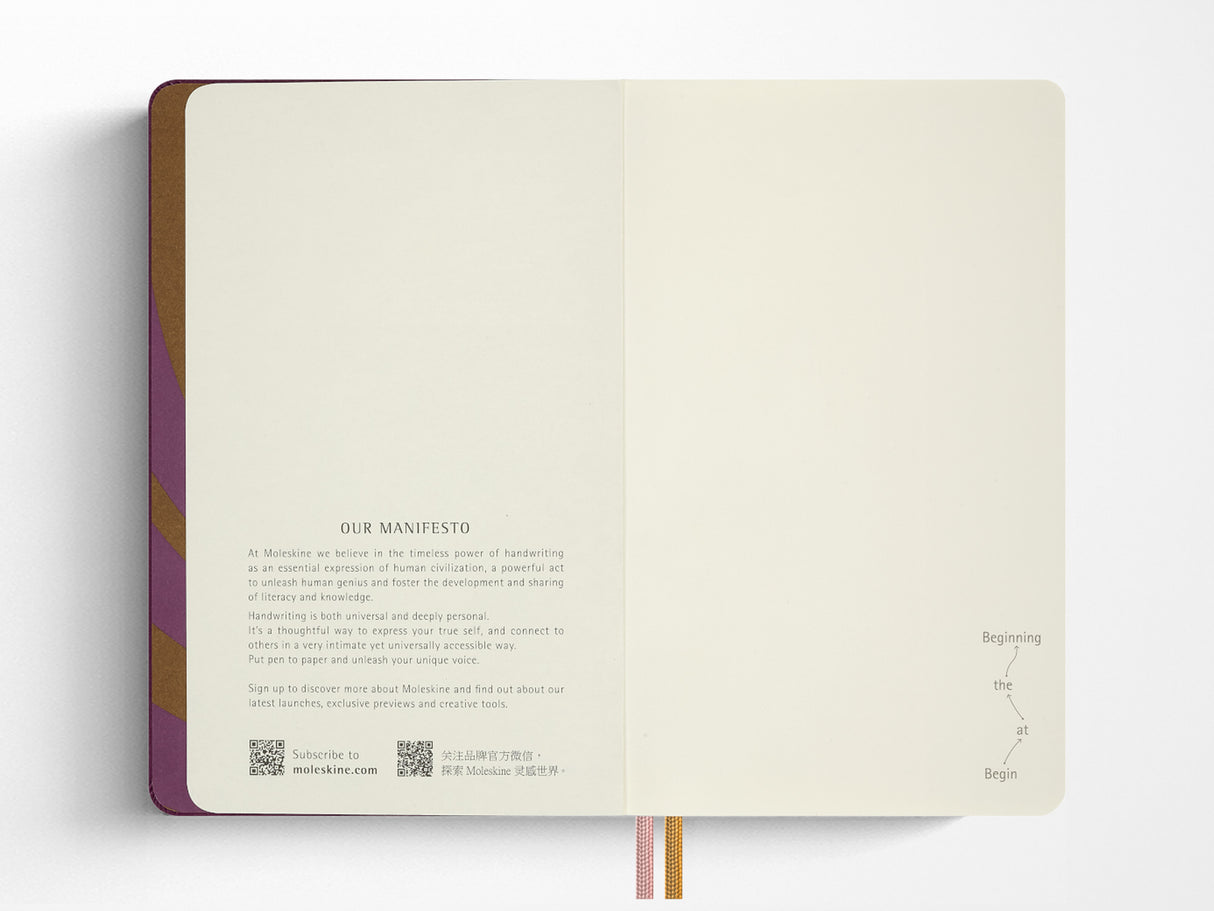 Alice's Adventures in Wonderland Notebook - Queen of Hearts