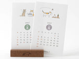 Midori Stand Calendar 2027 - Cat
