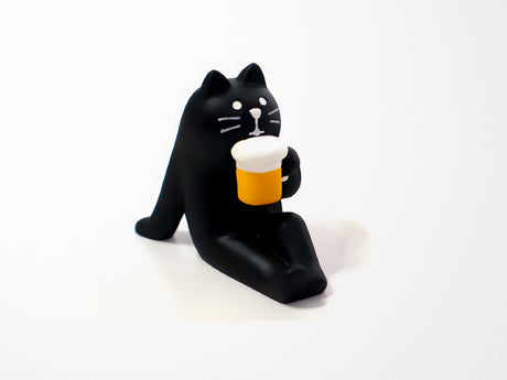 Concombre Figurine Cat Drinking Beer