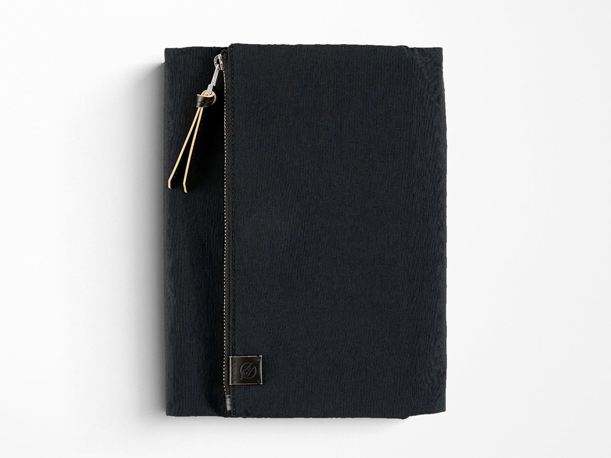 Hobonichi Techo A5 Cousin Cover - Tragen: Black